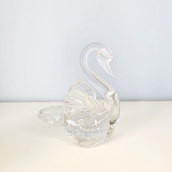 Hand Blown Art Glass Swan Sculpture Paperweight - Picture 2 of 9